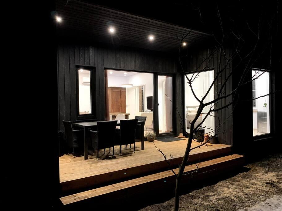 Small Cozy 3-Room House With Terrace & Large Garden Ilmandu Экстерьер фото